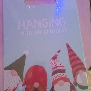 Knomes cutting board